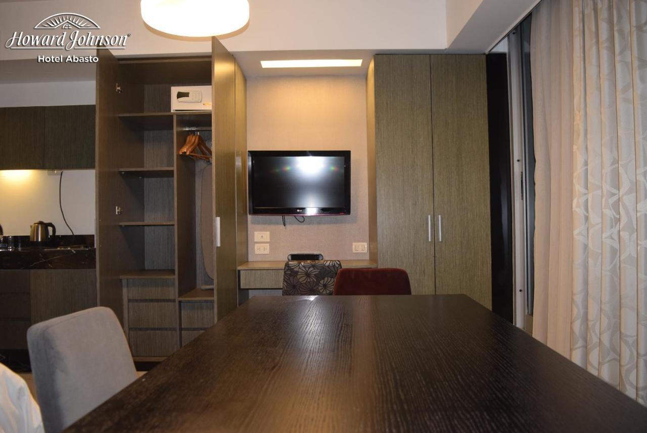Howard Johnson Buenos Aires Abasto Экстерьер фото